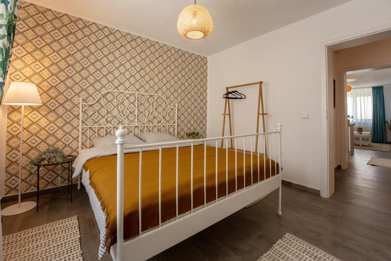 Daisy Apartment1 シギショアラ エクステリア 写真