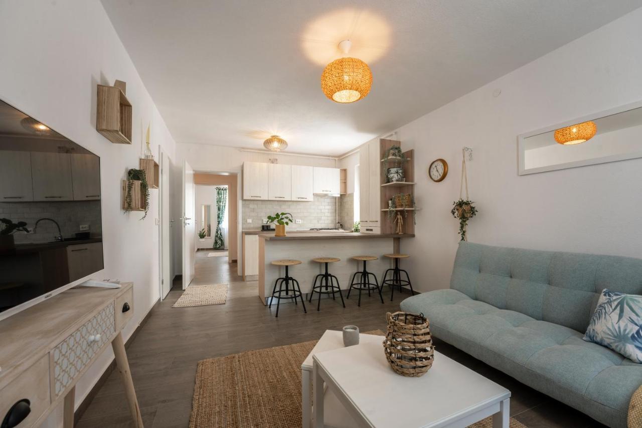 Daisy Apartment1 シギショアラ エクステリア 写真